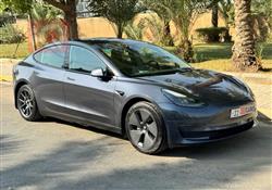 تێسلا مۆدێل 3